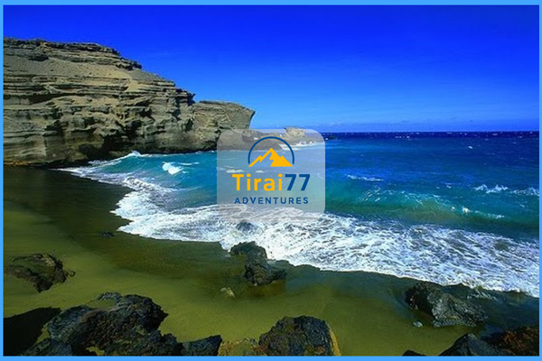 Pantai Pasir Hijau Papakōlea: Surga Tersembunyi